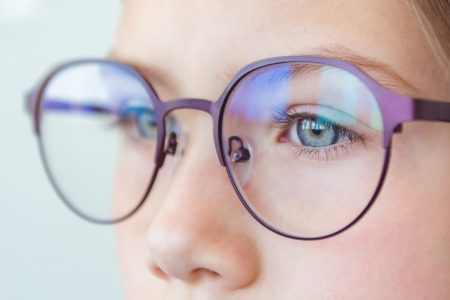 Prismenbrille, Schielen, Kinder, Augenarzt Hamburg
